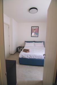 The Valley Collection - Suite B19