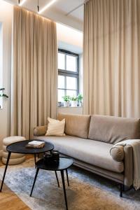 Emerald Green Apartament - homfi Collection