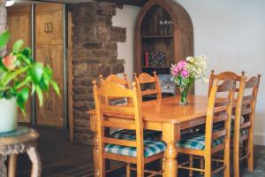 The Old Coach House - Wye Valley AONB