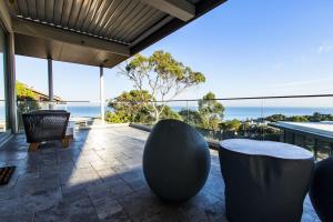 Apollo, Opulent Bay View