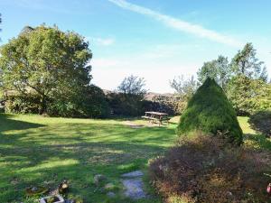 Birkerthwaite Cottage-W41479