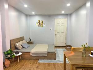 Peanuts Home - Spacious Double Room, Full Amenities