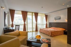 Marina City - Studio with Balkony & Desk by Flat Mаnаger