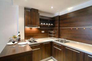 Marina City - Studio with Balkony & Desk by Flat Mаnаger