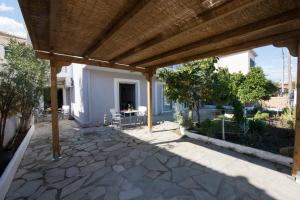 Regalo Apartments Lefkada Greece