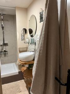 B&B / Chambres d'hotes Longo Mai : photos des chambres