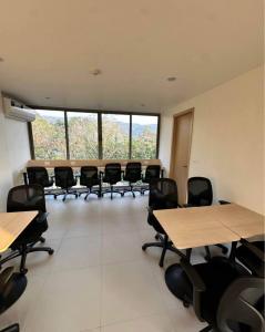 One-bedroom apartments with kitchen