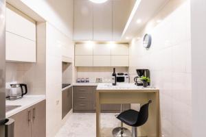 Modern and Bright Apartment in the center of Tbilisi