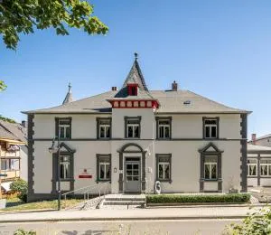 Le petit Palais - Hotel/Pension - Bad Suderode
