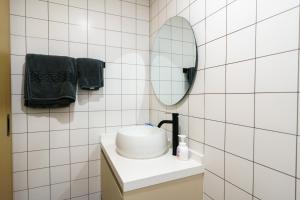 Kamala Beach View 1 BdR Roof Pool 500 mbps WiFi