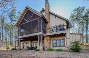 Lakefront Getaway Dock Fire Pit & Games - 塞尼卡