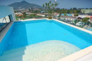 Kamala Beach View 1 BdR Roof Pool 500 mbps WiFi