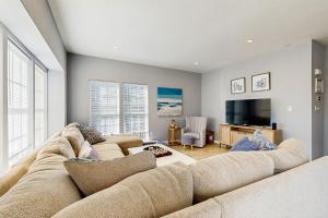 Creekside --- 26 Dockside Dr