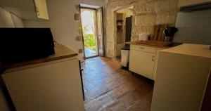 Maisons de vacances Bucolic garden - magical view - the bohemian life! : photos des chambres