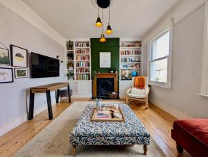 Charming and Modern Flat in Wimbledon