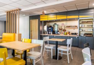 Hotels B&B HOTEL CHAMBERY La Cassine : photos des chambres