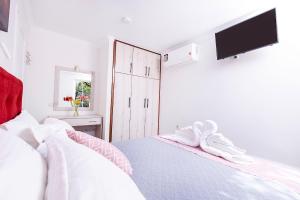 One-Bedroom Apartment room in AD HOMES