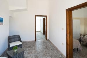 Casa Lu Paparoni 1 a 130 mt dalla spiaggia Specchiarica di San Pietro in Bevagna