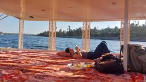 Isis Nubian Services