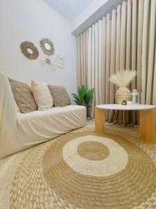 2BR condo unit near BGC