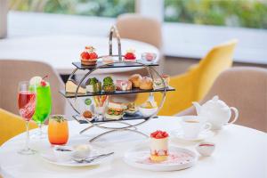 Holiday Inn & Suites Shin Osaka by IHG