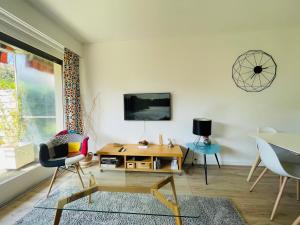 Appartements le Nid des Cedres, voisin des Thermes et du centre : photos des chambres