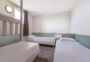 Hotels B&B HOTEL La Rochelle Centre : photos des chambres