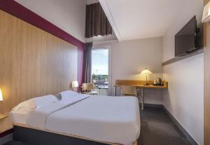 Hotels B&B HOTEL La Rochelle Centre : photos des chambres