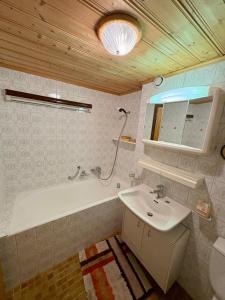 Studio Valaisia 45a