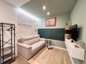 Home Cavour Prato