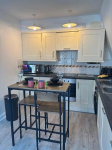 Pembroke Court Apartment