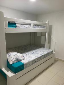 Suitable for 12 in Santa Marta