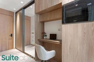 Vibrant & Exclusive Pool View Studio in Autograph