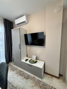 GRAND APARTMENT OHRID - top center near to sea and sea garden