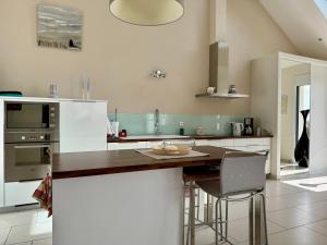 La Maison des Agapanthes - accès PMR - à 20 mn des Plages