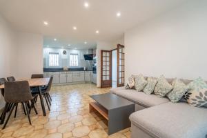 Maison Chataîgniers