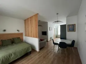 La maison bleue - 讷沙托