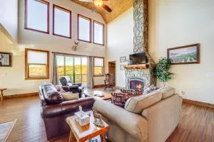 Mountain-View Deck Group Getaway in Fleetwood - Fleetwood