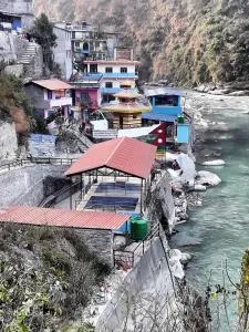 Yolo - Gulmī Tamghās