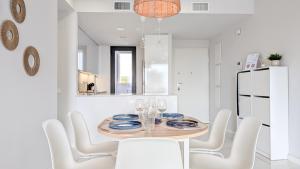 BENIDORM BEACH sunny apartment