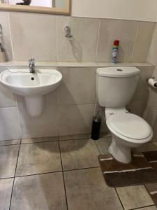 Stay at Graces -Westpoint Luxury Apartments