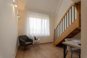 Cessange House by Rentaroo