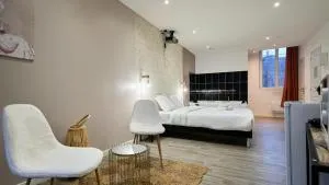 Suite Beige - Vue & jacuzzi privé - Wattrelos