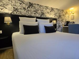Hotels Hotel Le SAINT-GENIES : photos des chambres