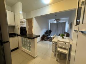 Apartamento 01 quarto 5min da Praia Baln Camboriu