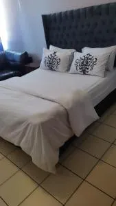 Bedfort Blue Parow - Caledon