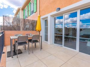 70m2, piscine , 2 chambres