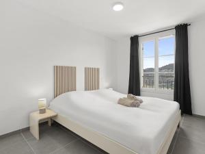 70m2, piscine , 2 chambres