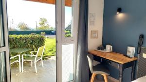 Hotels Logis Hotel La Rosiere----Situe entre BAYEUX et ARROMANCHES : photos des chambres