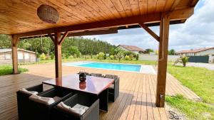 VILLA CANTATE - Maison avec piscine